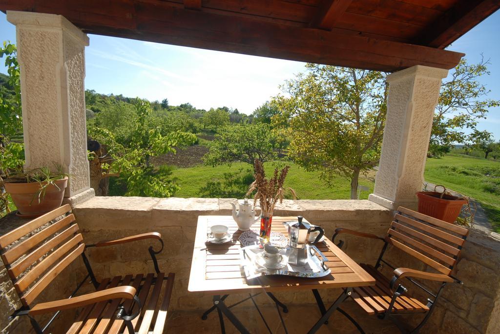 Villa Angela E Giovanni Vizinada Ruang foto