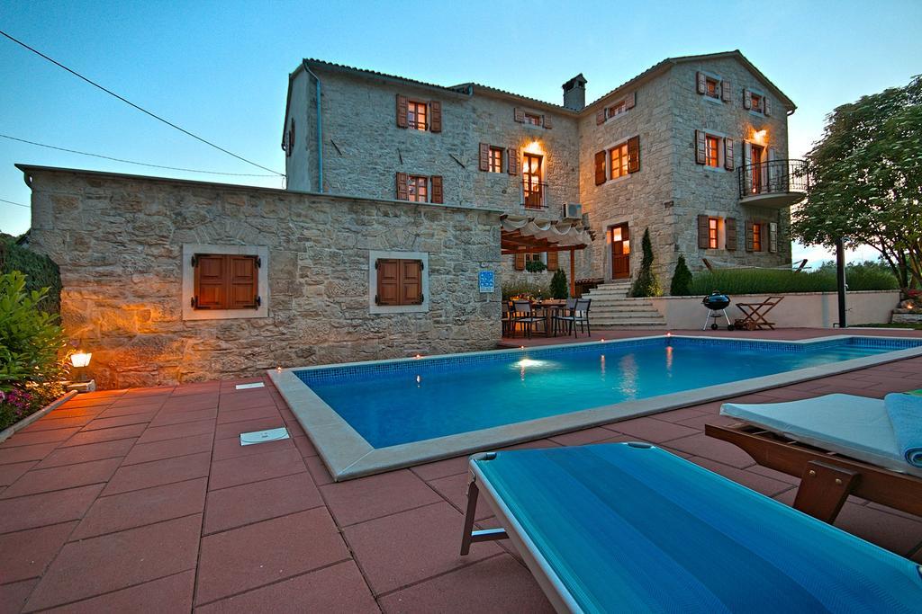 Villa Angela E Giovanni Vizinada Bagian luar foto